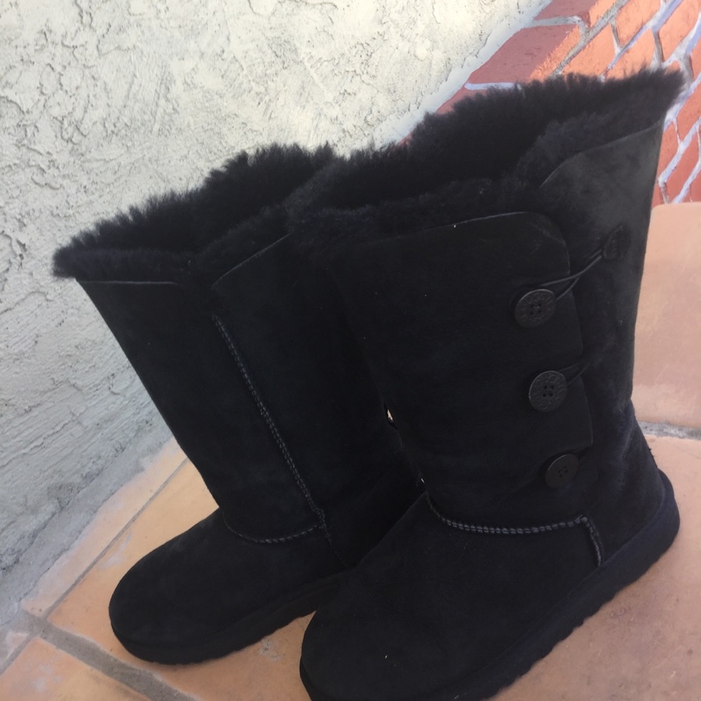 Black UGG boots